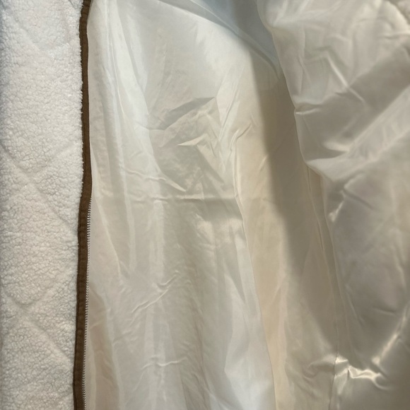 Lauren Ralph Lauren Women’s Large Diamond Quilted.  Faux Fur. Full Zip Long Vest - Picture 9 of 16